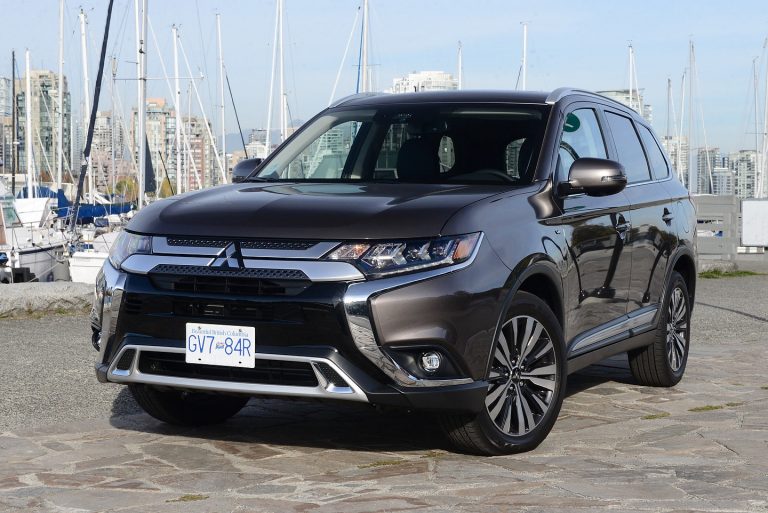 Le prochain Mitsubishi Outlander avec un moteur Nissan?