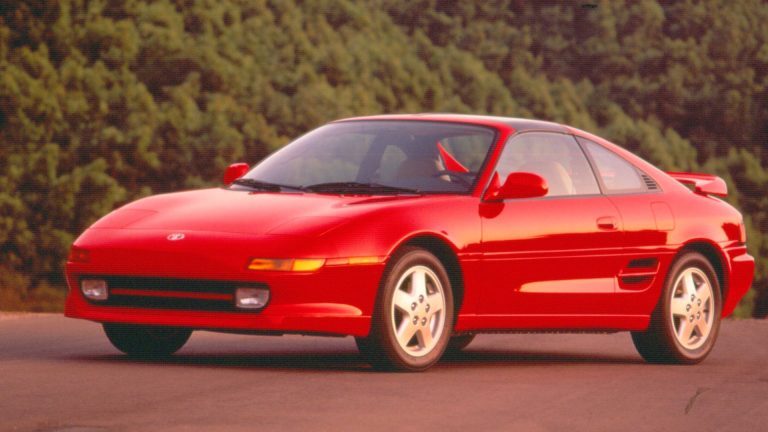 Toyota confirme le développement d’une nouvelle voiture sport à moteur central