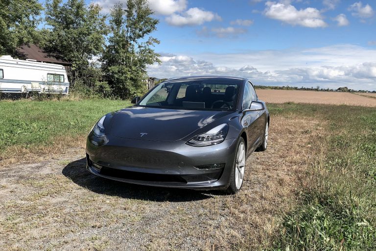 2018 Tesla Model 3 Performance
