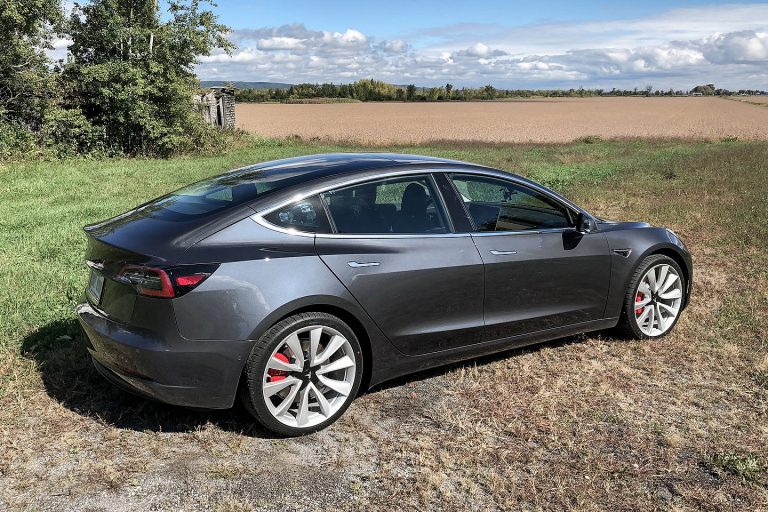 2018 Tesla Model 3 Performance