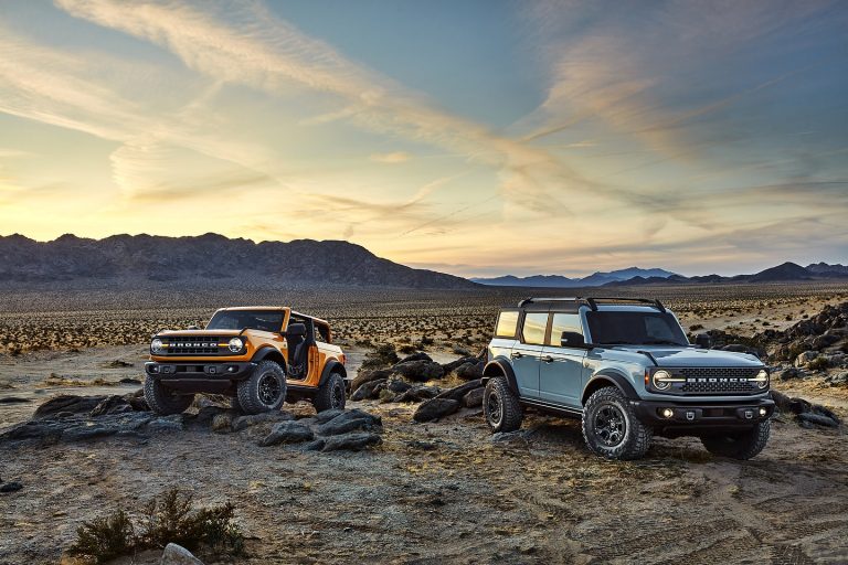 Dévoilement des modèles Ford Bronco 2021 à deux et quatre portes