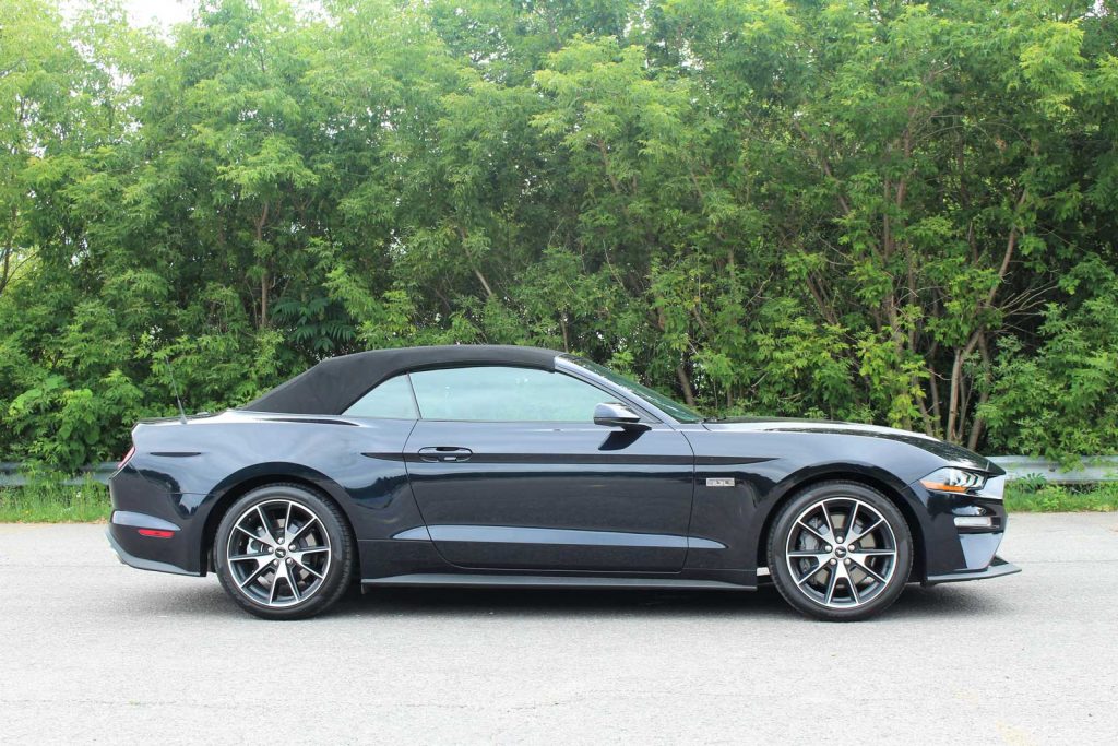 Ford Mustang 2021