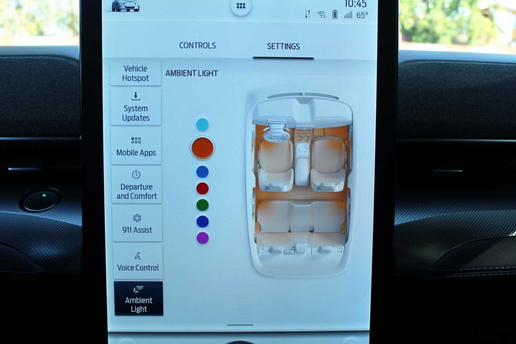 Ford Mustang Mach-E 2021