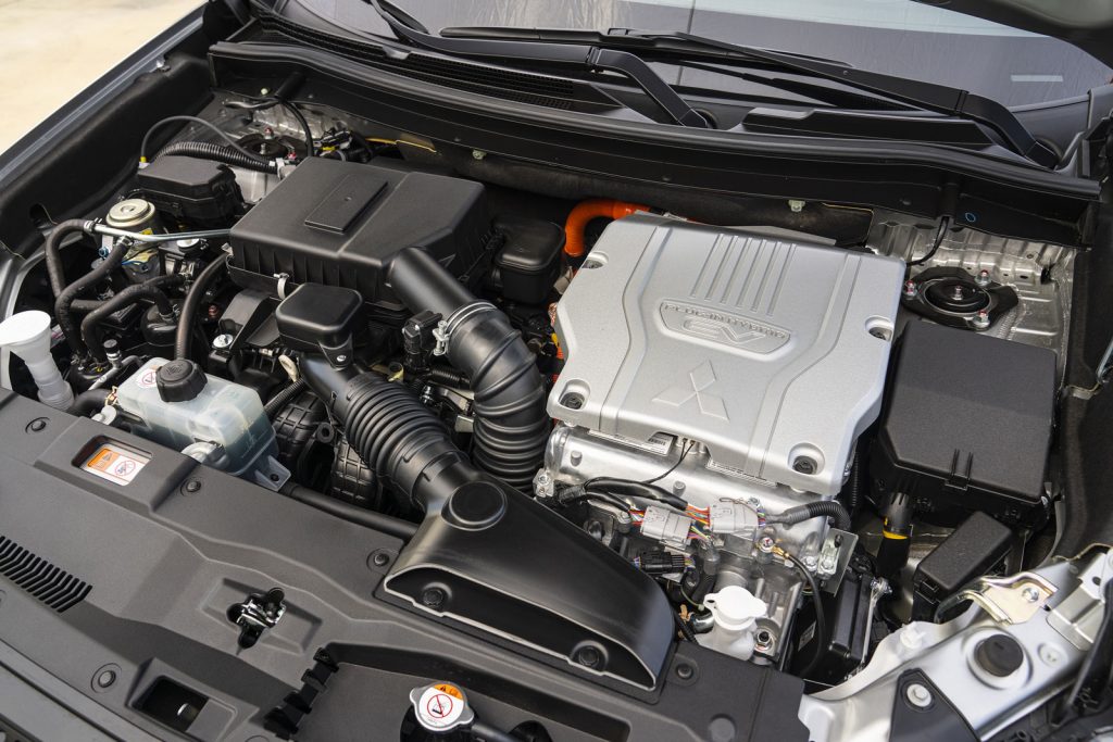 Mitsubishi Outlander PHEV 2021
