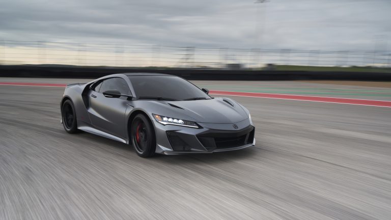 Honda développe une voiture de sport électrique, mais le moment de son lancement demeure incertain