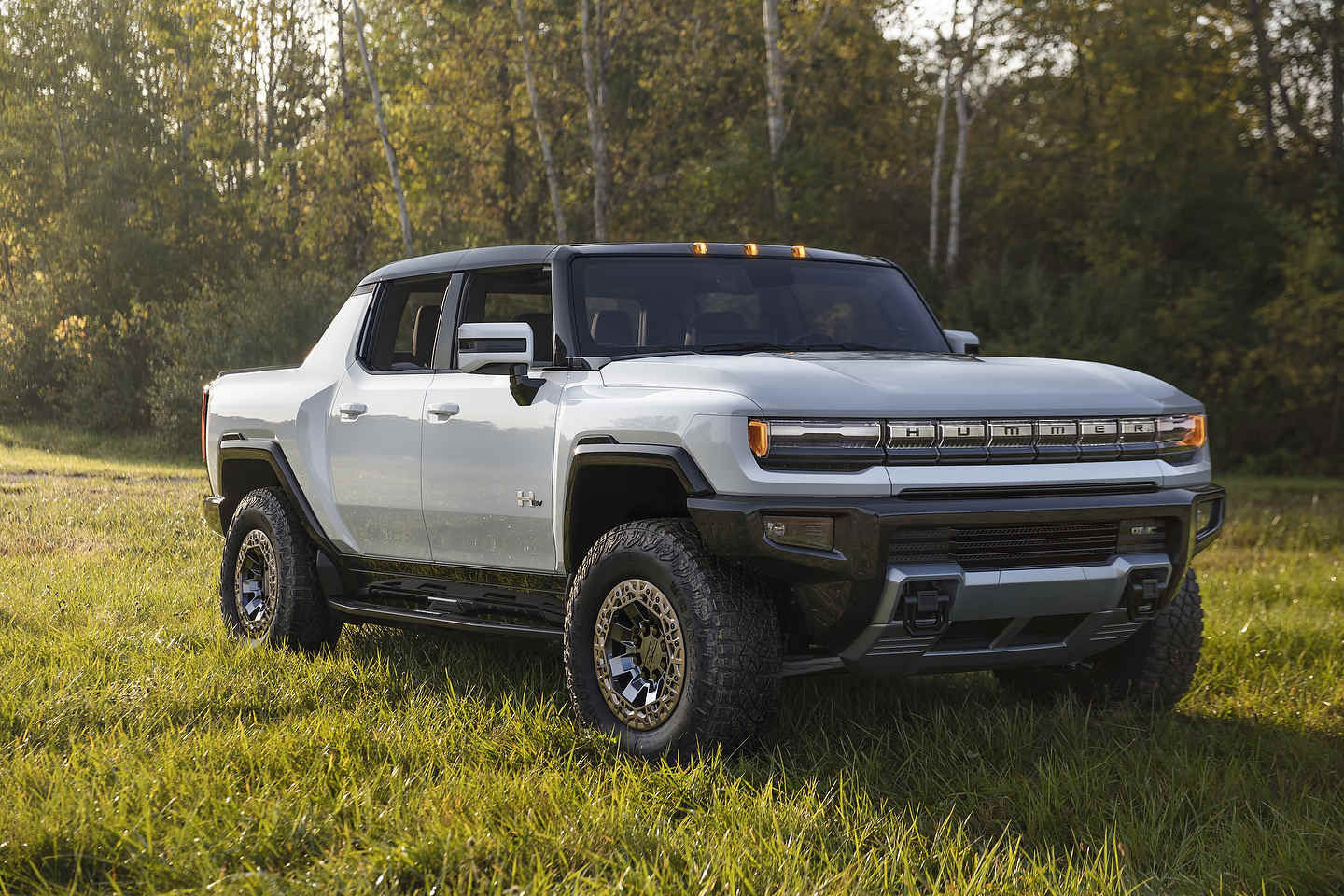 https://ecoloauto.com/wp-content/uploads/2022-GMC-HUMMER-EV-Edition-1-5486.jpg