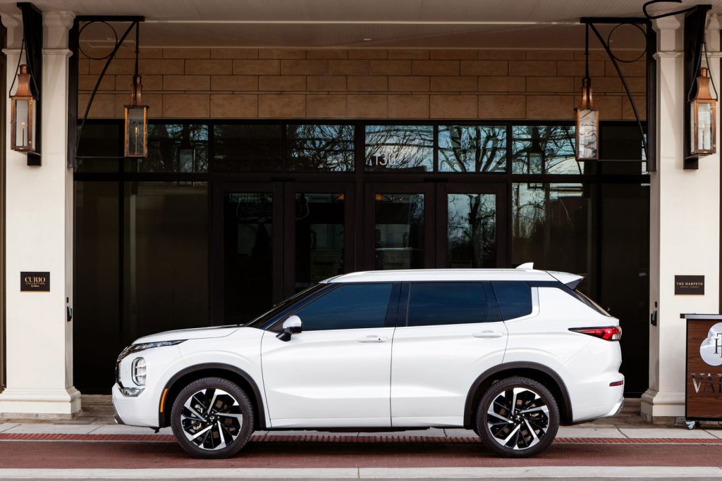 Mitsubishi Outlander 2022