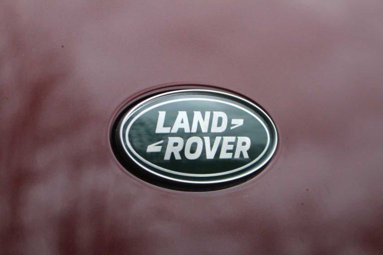 JLR, propriété de Tata, signe un protocole d’entente de collaboration stratégique avec Stellantis