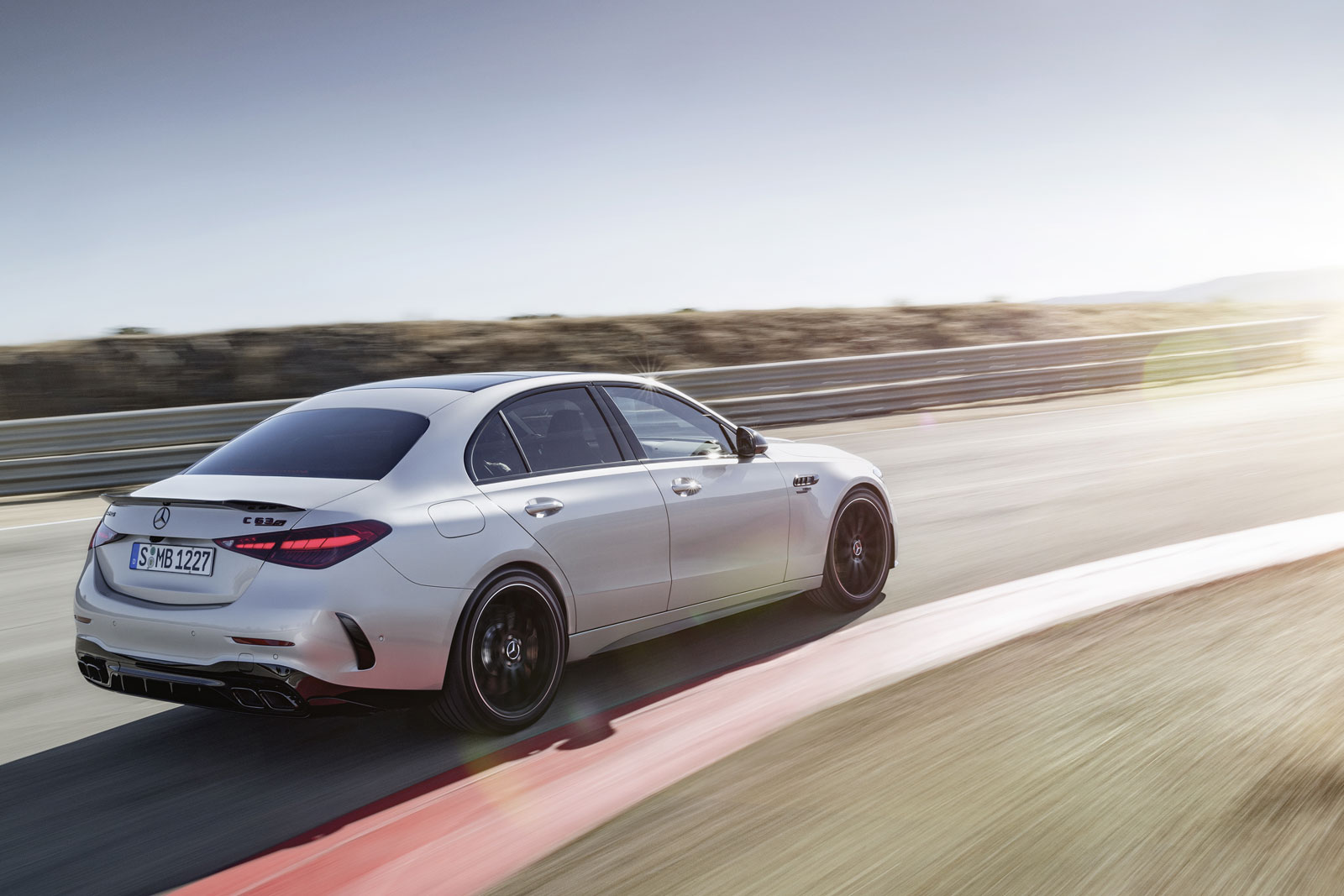 Mercedes-AMG C 63 S E PERFORMANCE 2023