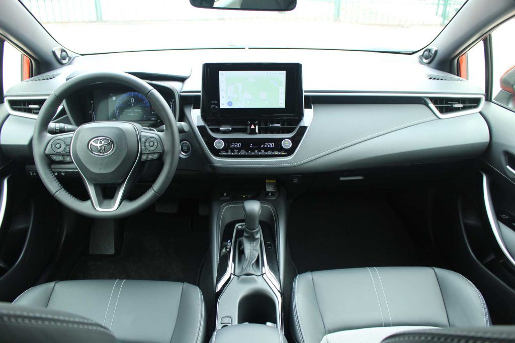 Toyota Corolla XSE Hatchback 2023