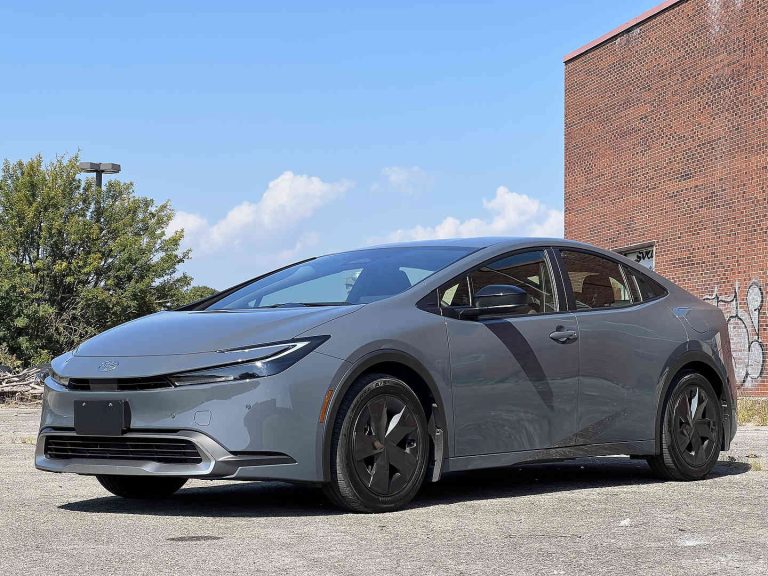 Essai routier Toyota Prius Prime 2023 : Une Prius sexy et rapide !