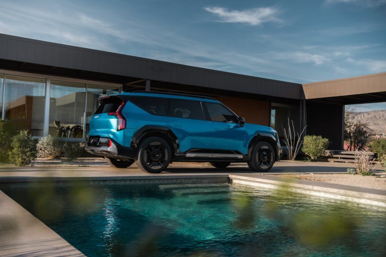 La Kia EV9 2024 à partir de 55 000 $ aux États-Unis