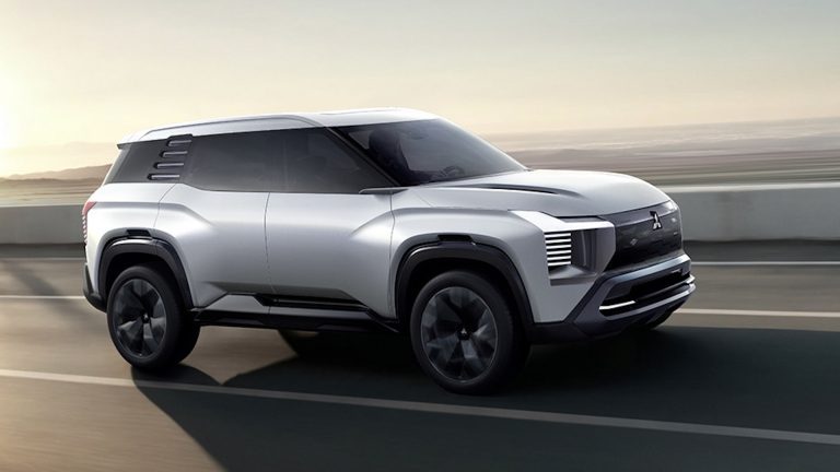 15 ans après l’Endeavor, Mitsubishi développe un nouveau VUS intermédiaire