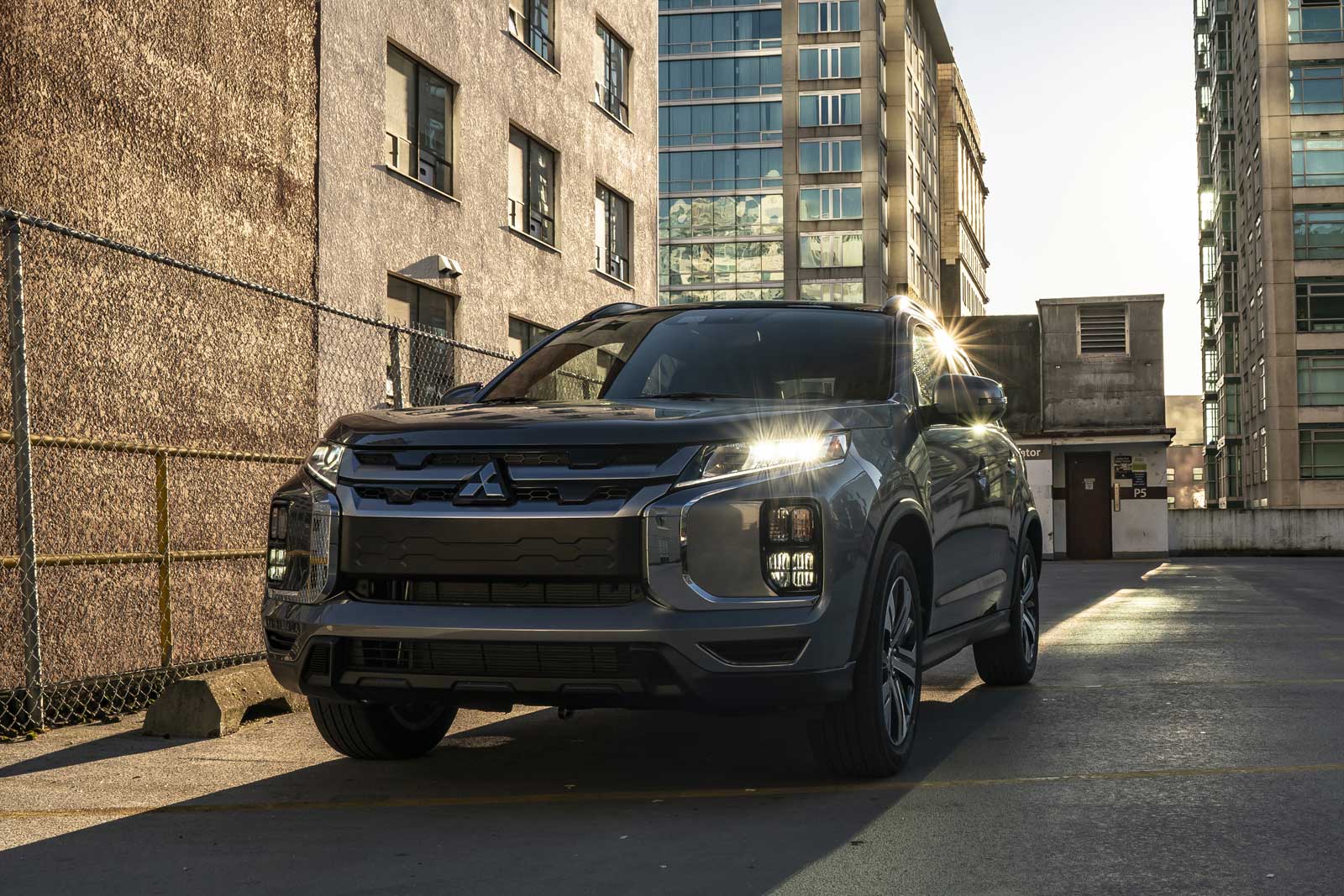 Mitsubishi RVR 2024