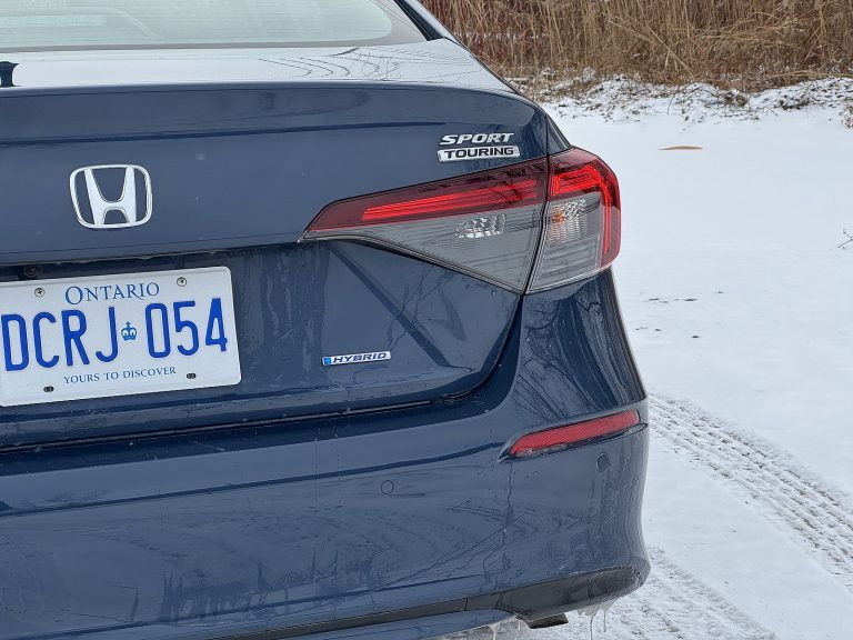La production de la Honda Civic hybride sera transférée du Japon à l’Indiana d’ici la mi-année en raison des tarifs
