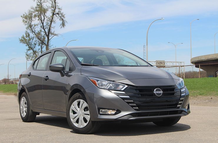 Nissan Versa 2025