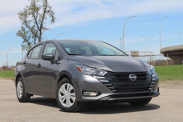Nissan Versa 2025