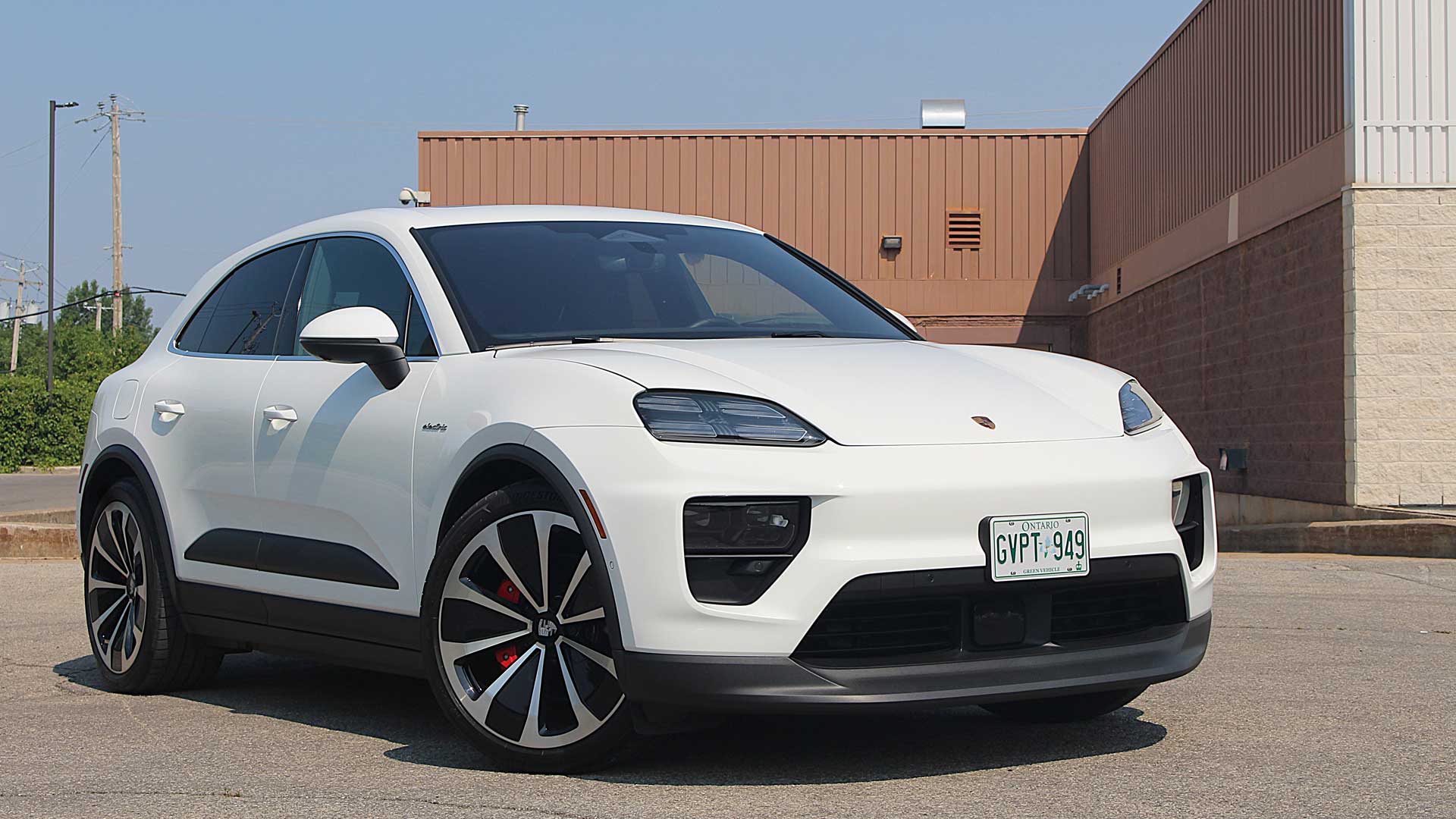 Porsche Macan 4S Electric 2025