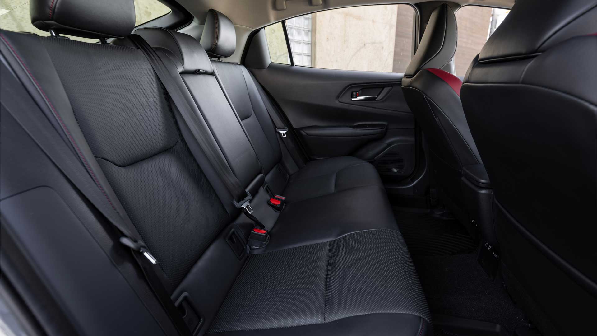 Toyota Prius 2025