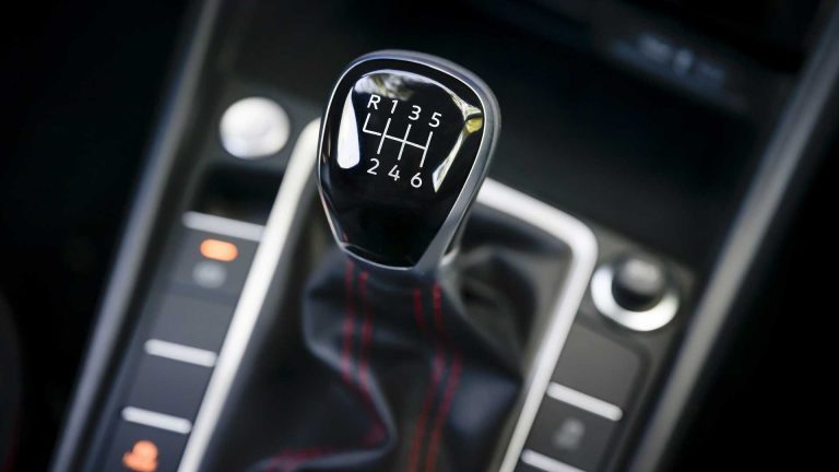 Villain Volkswagen vaporise la dernière transmission manuelle de la Jetta GLI