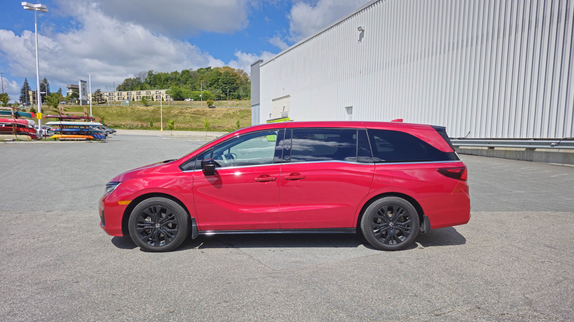 2025 Honda Odyssey Black Edition | Photo: Anthony Lemonde