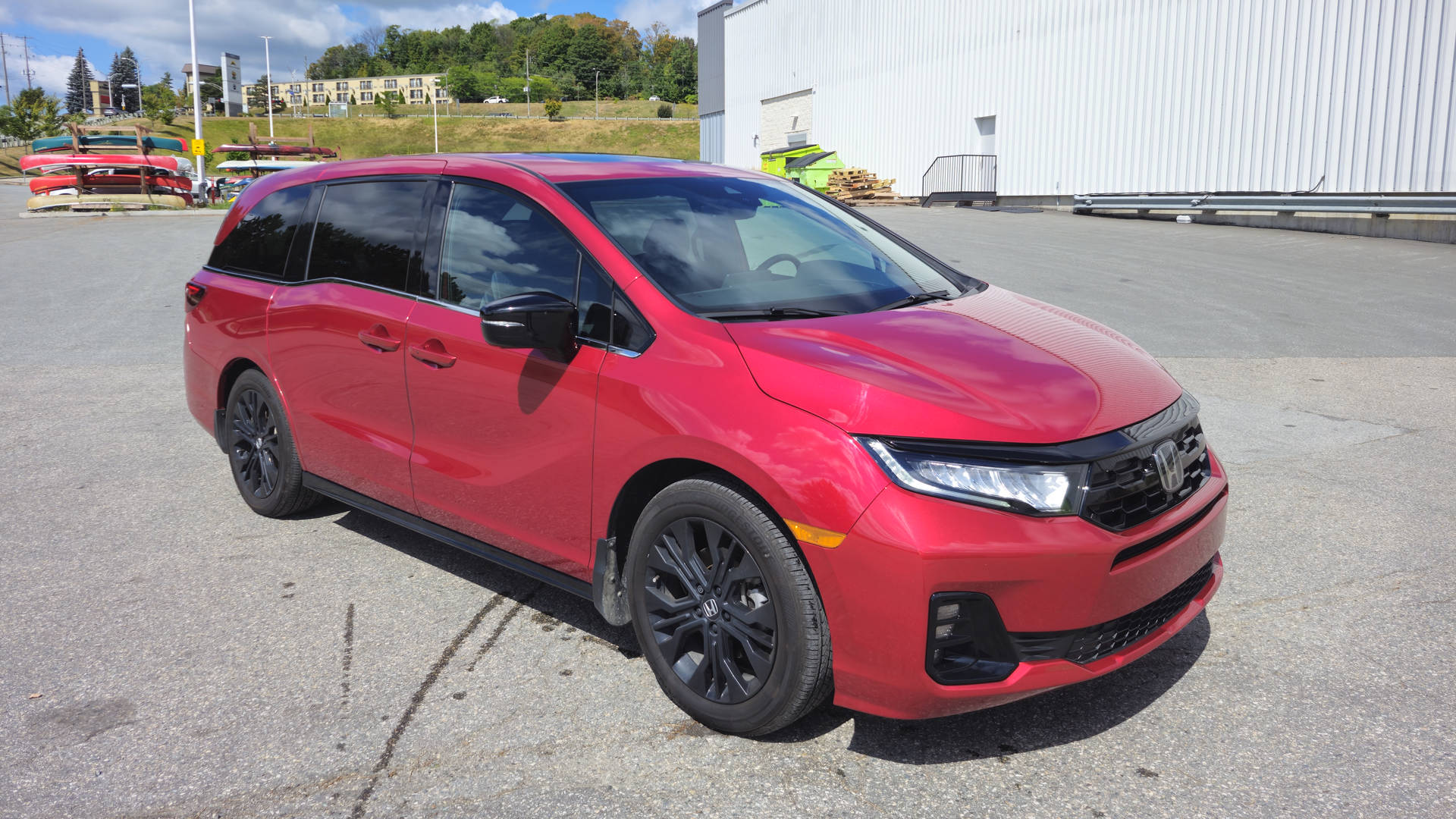 2025 Honda Odyssey Black Edition | Photo: Anthony Lemonde