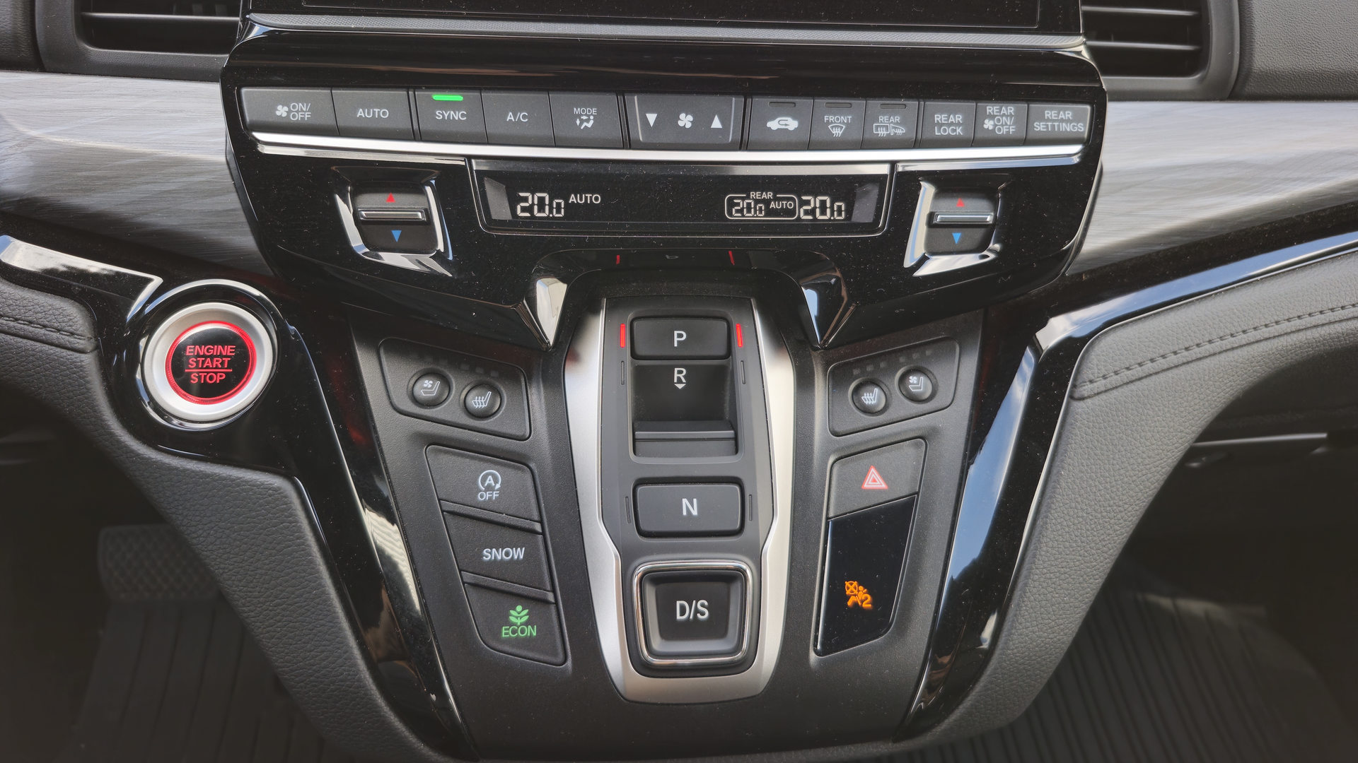 2025 Honda Odyssey Black Edition | Photo: Anthony Lemonde