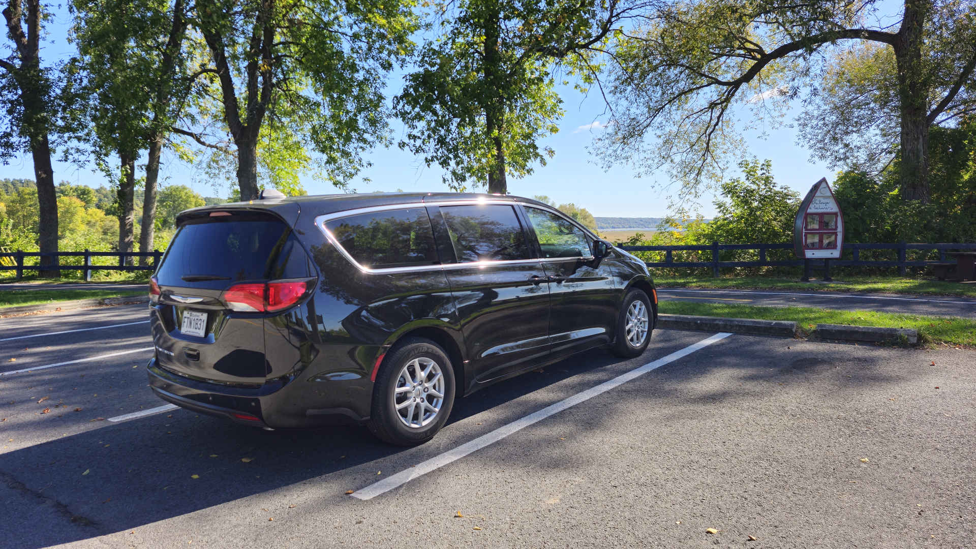 2025 Chrysler Grand Caravan | Photo: Anthony Lemonde
