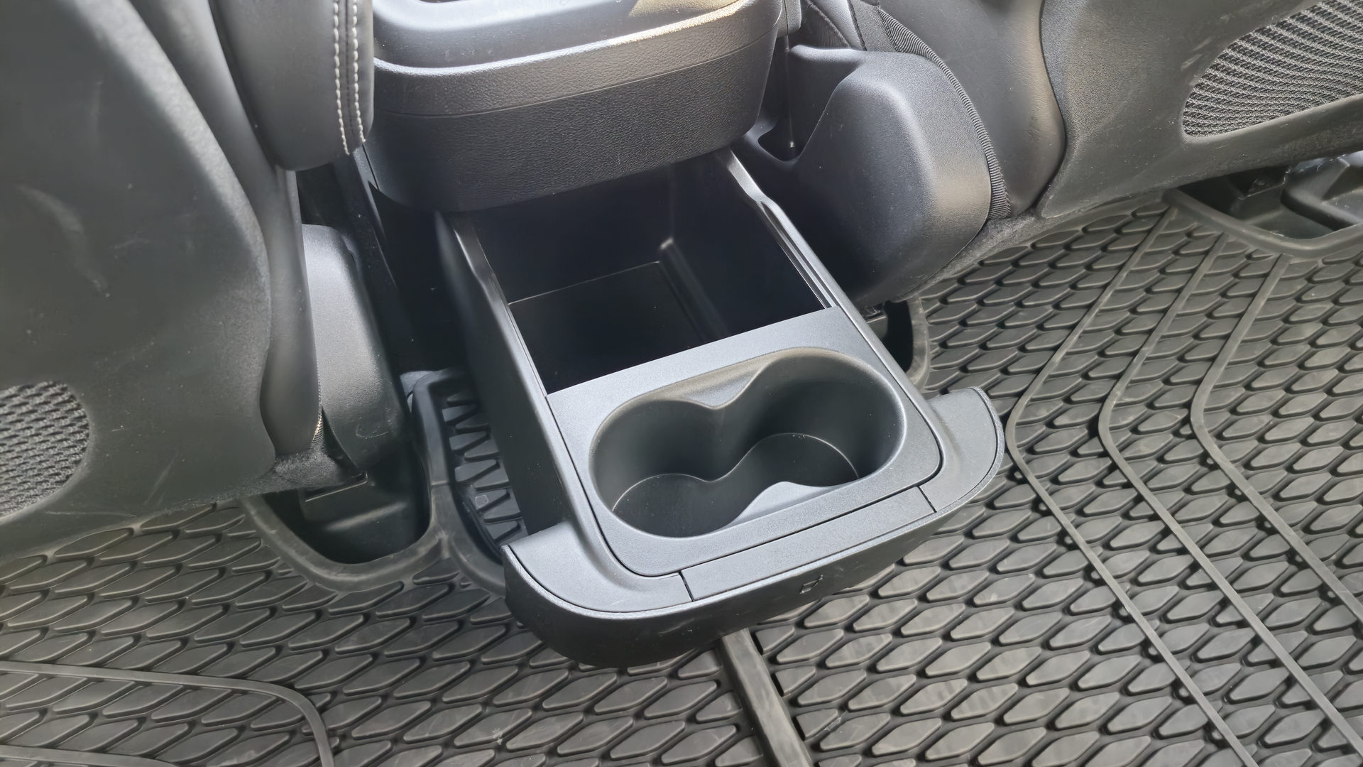 2025 Chrysler Grand Caravan | Photo: Anthony Lemonde