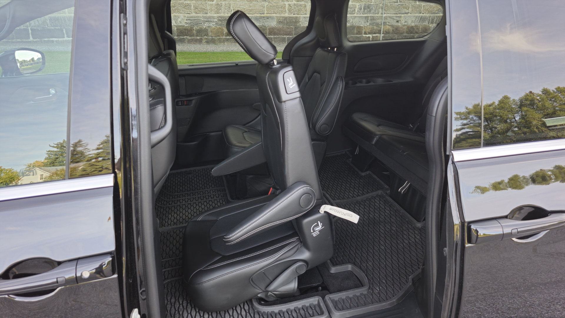 2025 Chrysler Grand Caravan | Photo: Anthony Lemonde