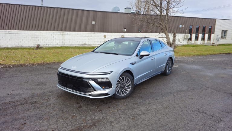Essai routier de la Hyundai Sonata Hybride 2026 : Pour le prix plutôt que la passion