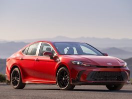 Toyota rappelle plus de 500 000 Camry dont l’instrumentation peut ne pas s’afficher au démarrage