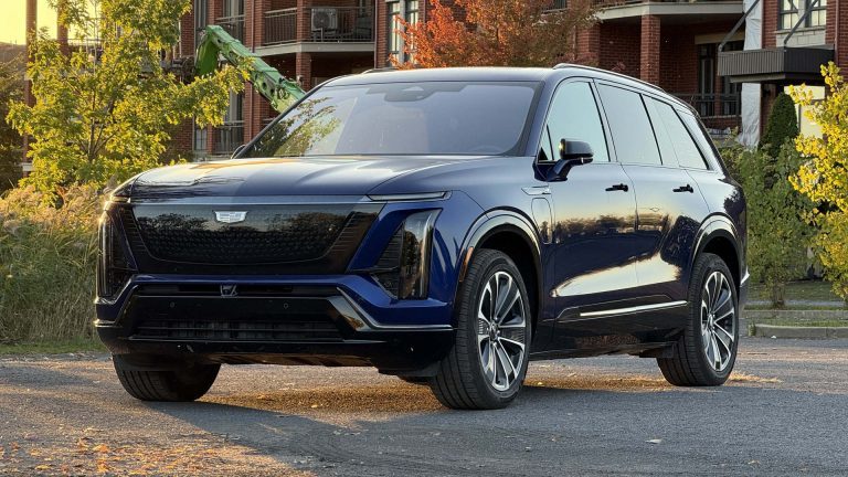 Essai routier du Cadillac Vistiq 2026 : style, puissance et quelques décisions étranges