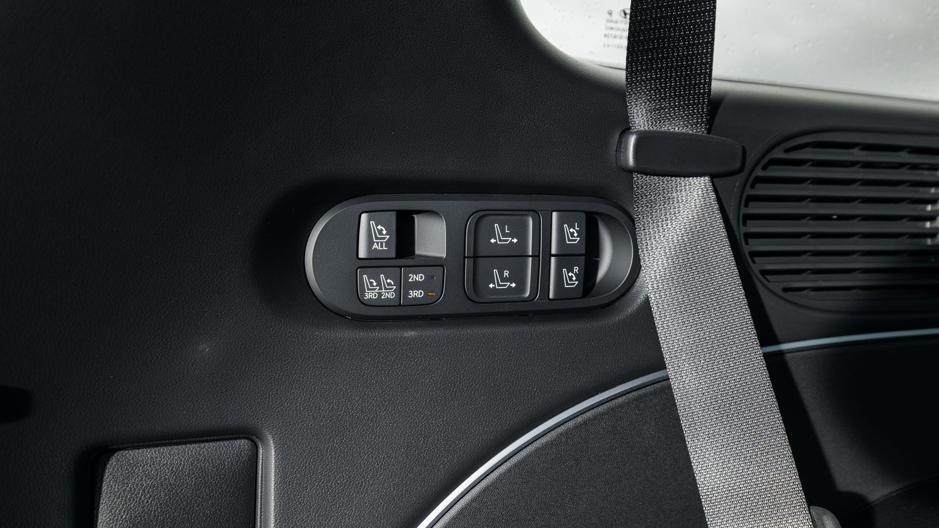 2026 Hyundai Palisade Ultimate Calligraphy Hybrid AWD | Photo: Olivier Delorme