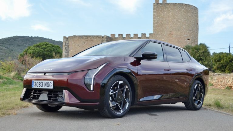Premier essai de la Kia EV4 2026 : la mort des arguments anti-électriques