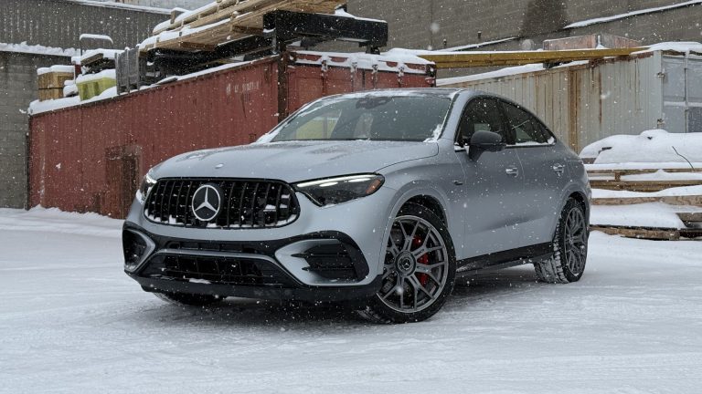 Essai routier Mercedes-AMG GLC 63 S E Performance Coupé 2026 : une compacte sportive lourde