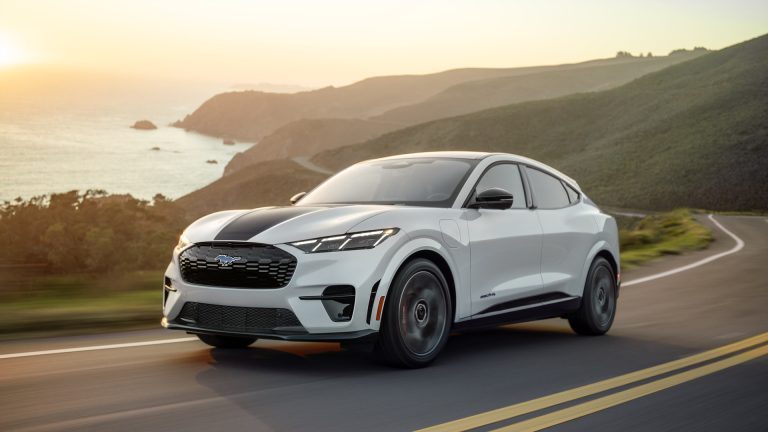 Ford ajoute une édition California Special au Mustang Mach-E GT 2026