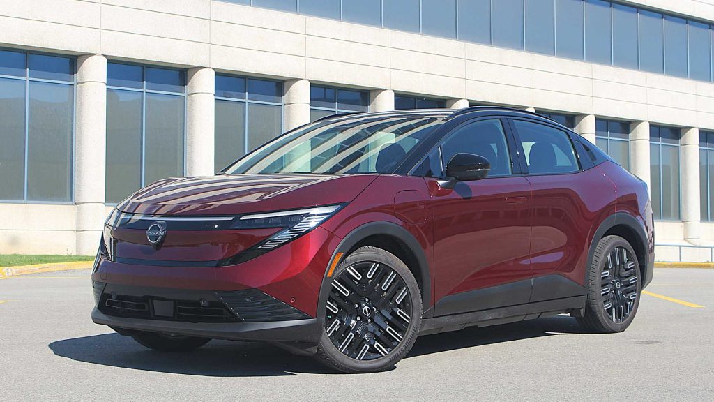 Nissan LEAF 2026