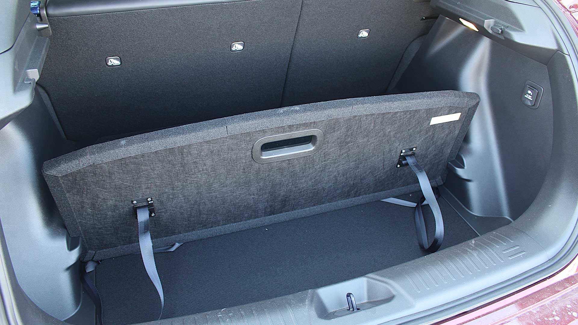 Nissan LEAF 2026