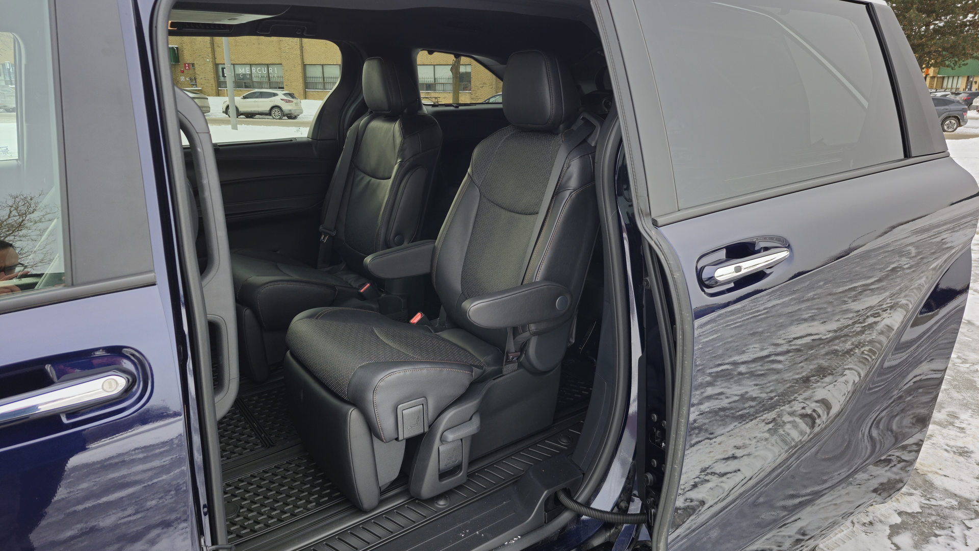 2026 Toyota Sienna Limited | Photo: Anthony Lemonde