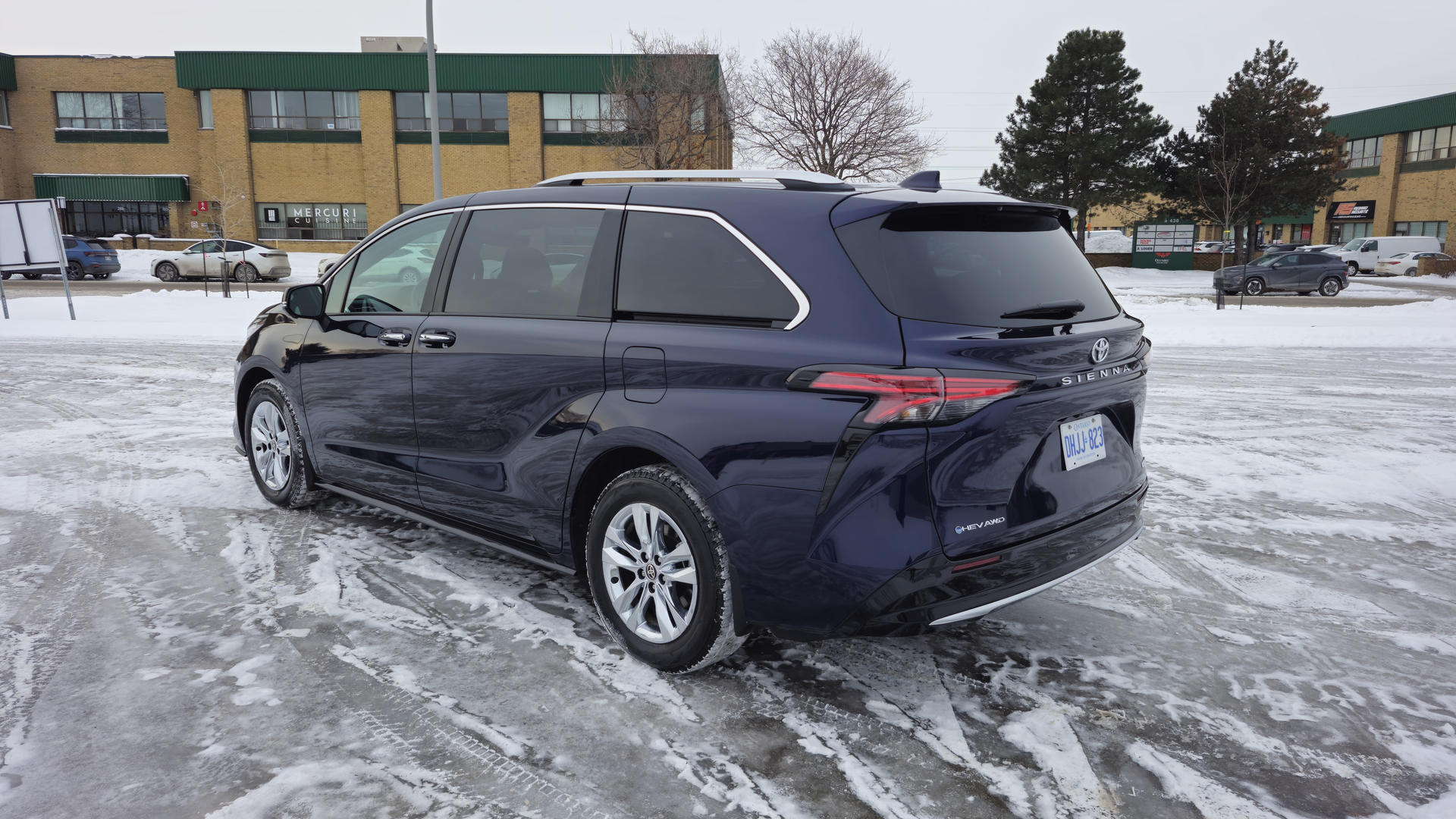 2026 Toyota Sienna Limited | Photo: Anthony Lemonde