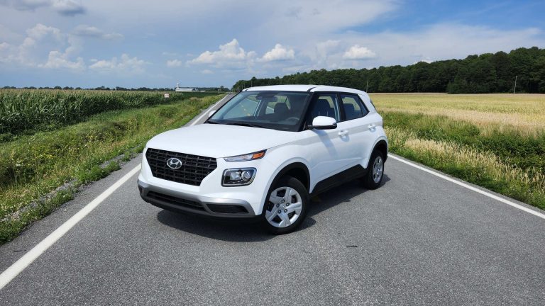 Essai routier du Hyundai Venue Essential 2026 : Qu’offre le véhicule le moins dispendieux du marché ?