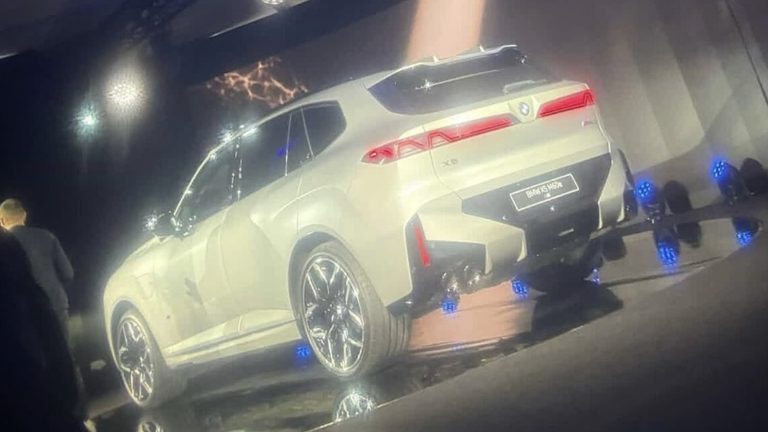 Des images fuitées du BMW X5 M60e révèlent son design Neue Klasse et la possible disparition du hayon divisé
