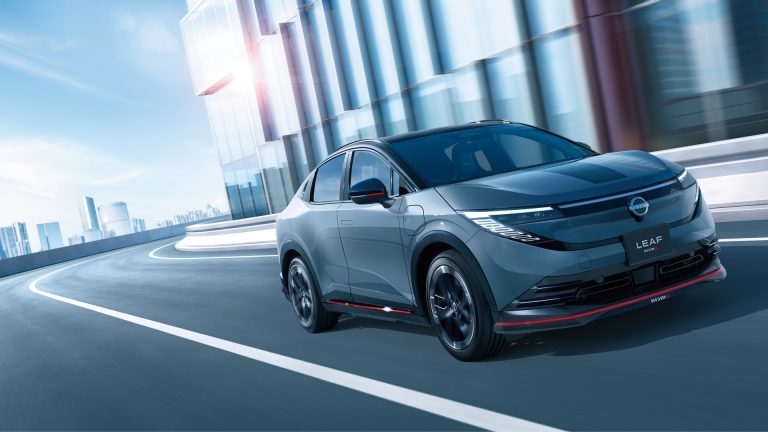 Nissan dévoile la LEAF NISMO électrique haute performance au Japon