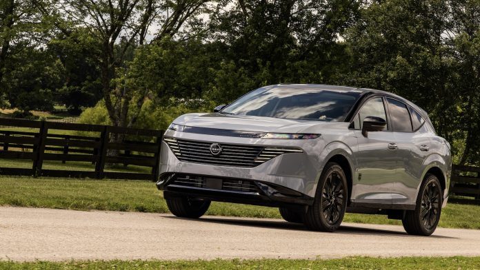 2027 Nissan Murano Dark Armor--23
