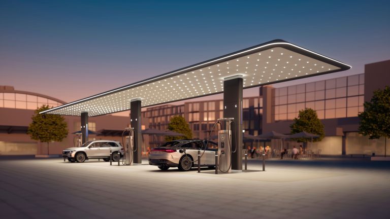 Mercedes développera son propre réseau de recharge de VÉ autour du monde
