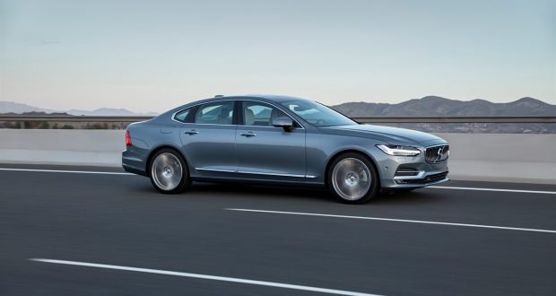 Volvo S90 T8