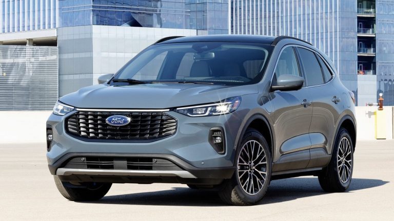 Ford procède à un troisième rappel sur la batterie des Escape et Corsair VEHR