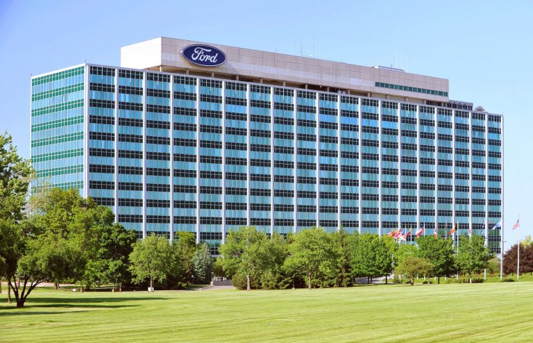 Les concessionnaires Ford aux États-Unis ont six semaines pour décider s’ils continuent de vendre des VÉ