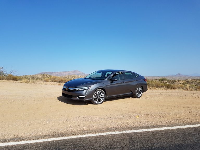 Premier Essai : Honda Clarity Hybride Rechargeable 2018